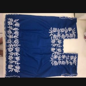 Traditional Mexican Embroidered blouse/ Blusa tradicional Mexicana bordada